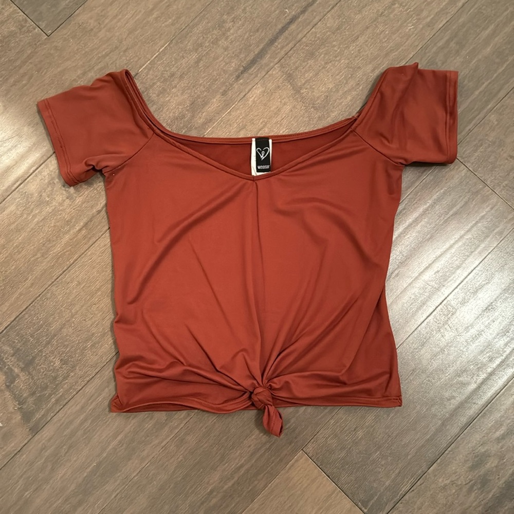 ❤️WINDSOR❤️Burnt Orange Crop Top